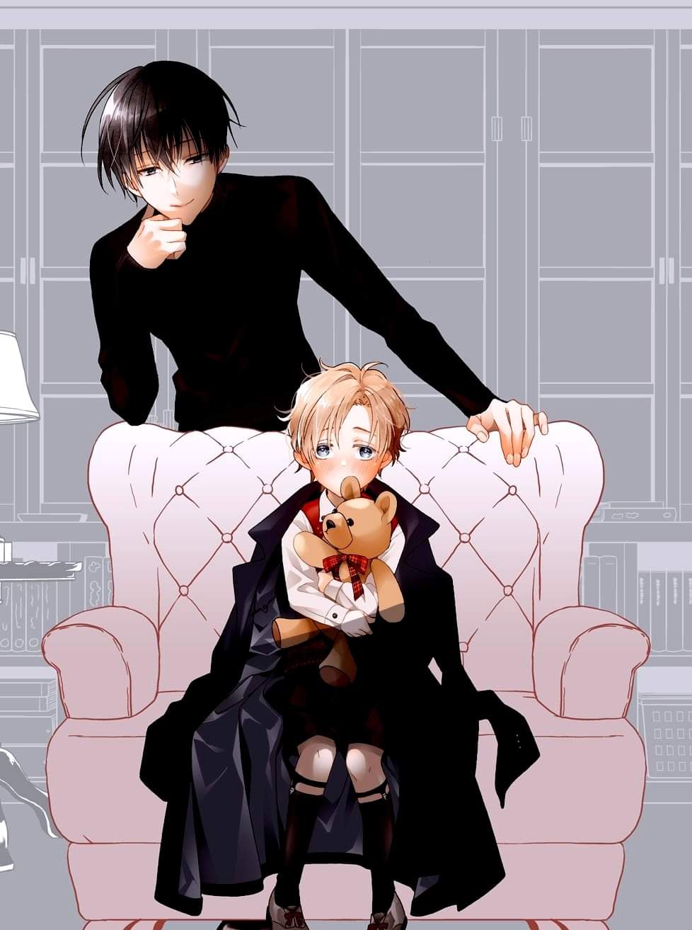 a imagem retrata os dois personagens principais da história, chika que está sentado em uma poltrona grande e branca acompanhado de Haruka que está em pé atrás da mesma poltrona apoiando o braço no móvel e seu queixo na mão
